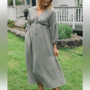 Neuflora dress color sage green 3/4 sleeves bust 38-44 in elastic waist